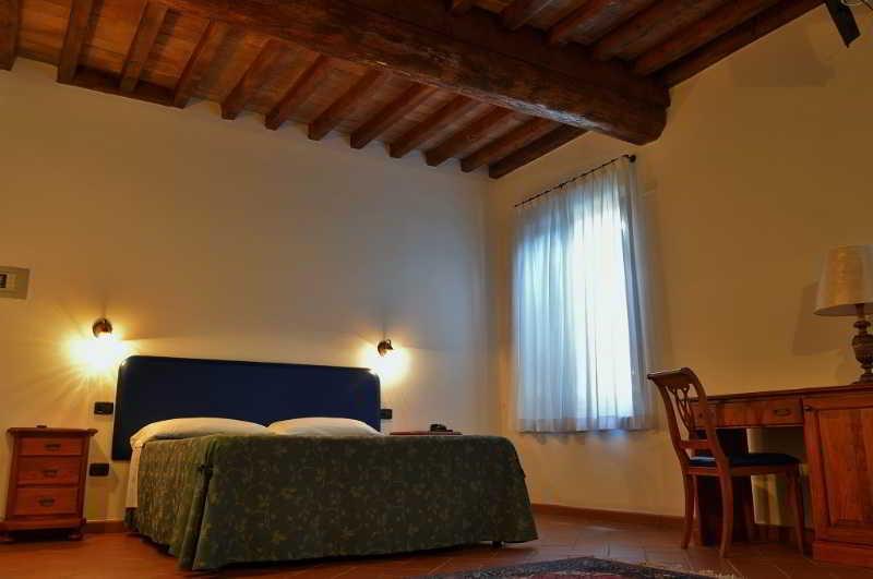 Volivia Relais Bed and Breakfast Pegognaga Exteriör bild